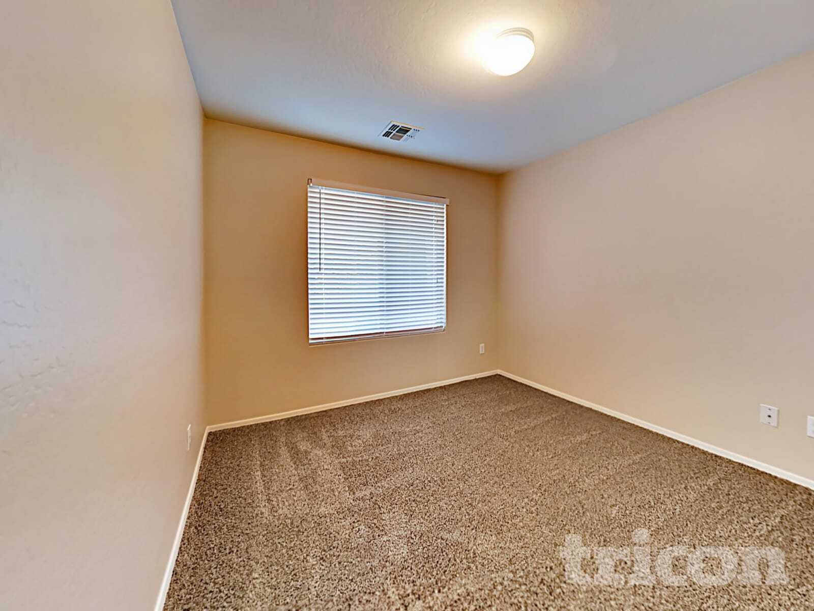 Building Photo - 23683 W Huntington Dr