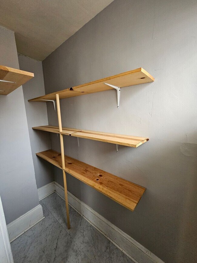 Building Photo - 48th,W.3664