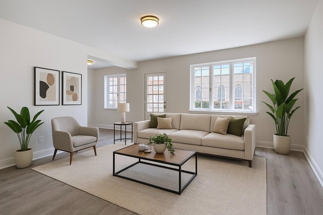 Building Photo - 6 Church St