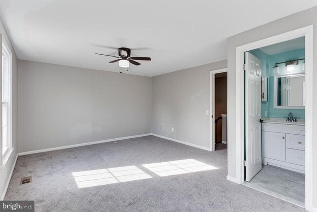 Building Photo - 304 Crescendo Way
