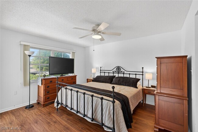 Building Photo - 5 High Point Cir W