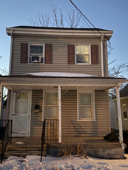 Building Photo - 506 Broad St