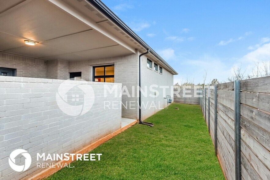 Building Photo - 11231 Paradise Out Ln