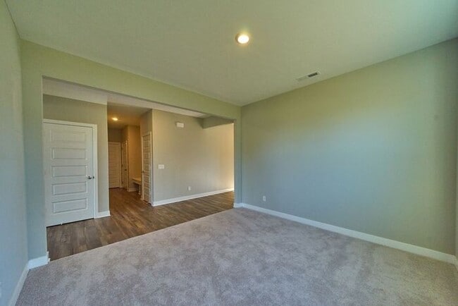 Building Photo - 5 Bedroom New Build in Camby!