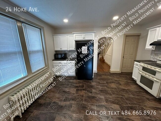 Building Photo - 24 Hoke Ave