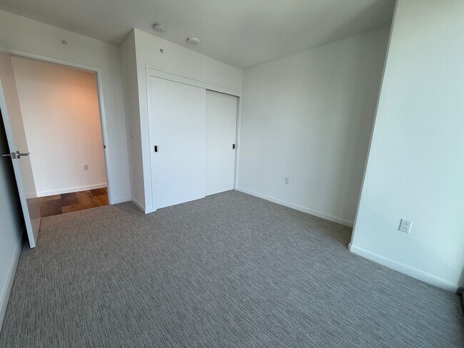 Building Photo - 1500 Rycroft St