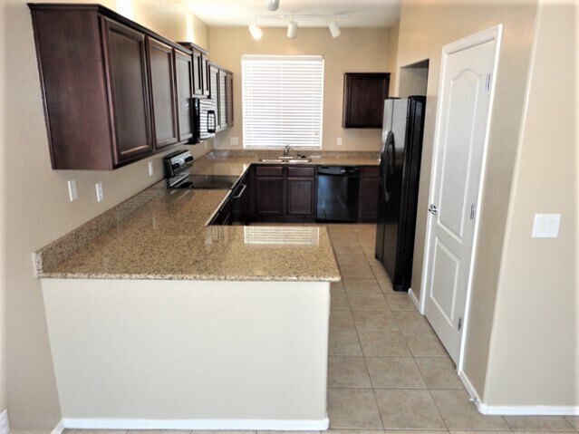 Building Photo - 3787 E Flower Ct