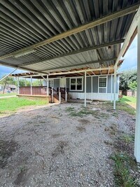 Building Photo - 4915 Apache Ln