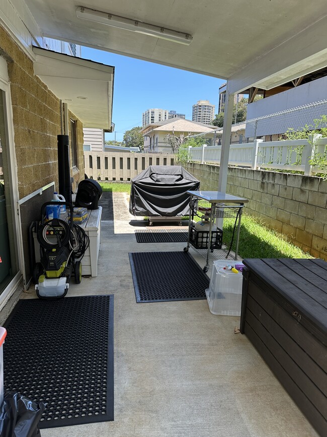 Building Photo - 2218 Booth Rd