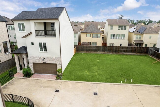 Building Photo - 10935 Brookeshire Chase Ln