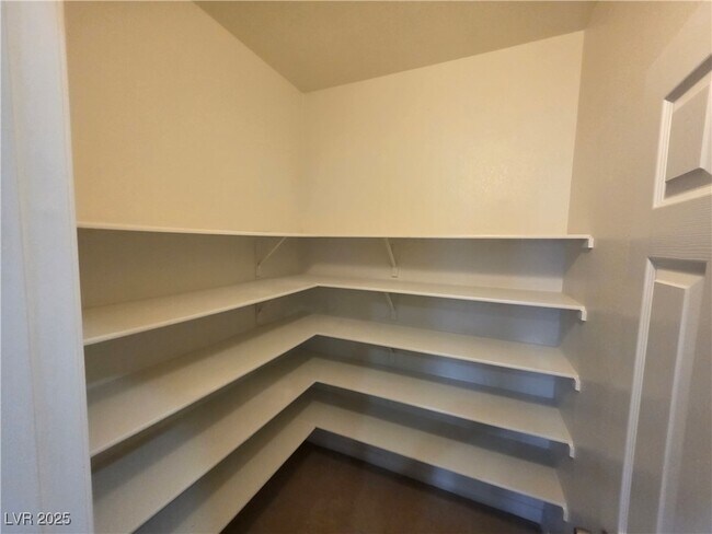 Building Photo - 3608 Tundra Swan St