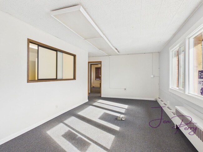 Building Photo - 1795 Main Street