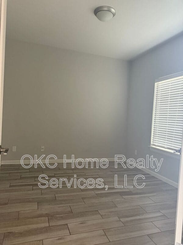 Building Photo - 2905 Quail Creek Rd