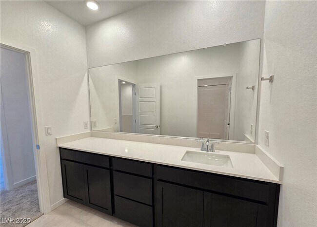 Building Photo - 375 Powell Crst Dr