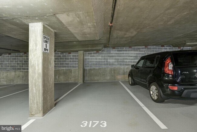 Building Photo - 11990 Market St