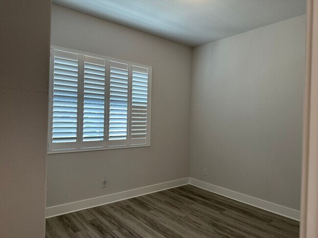 Building Photo - Epic REA - Brighton Landing Village 3 BR/2 BA Home Built in 2022 on 1 Level - Vacaville