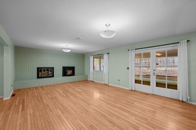 Primary Photo - 8022 E Bucknell Pl