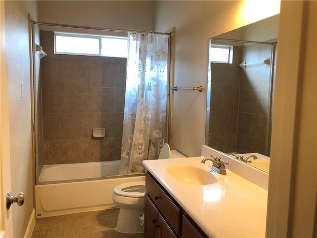 Building Photo - 2684 Salorn Way