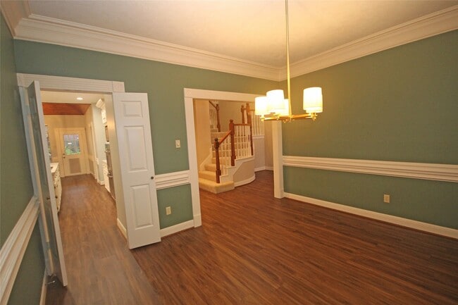 Building Photo - 17703 Forest Park Ln