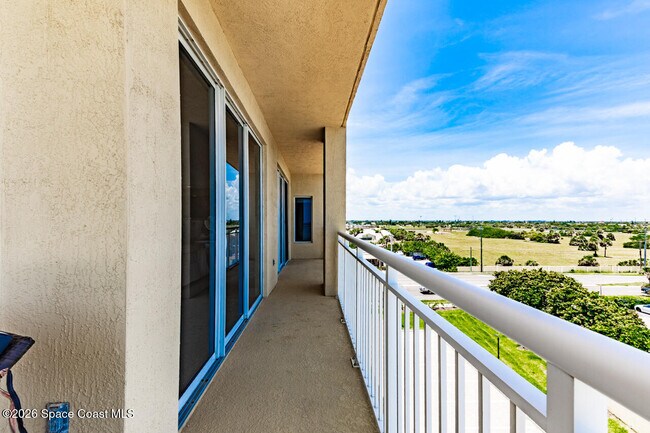 Building Photo - 1025 Jimmy Buffett Mem Hwy