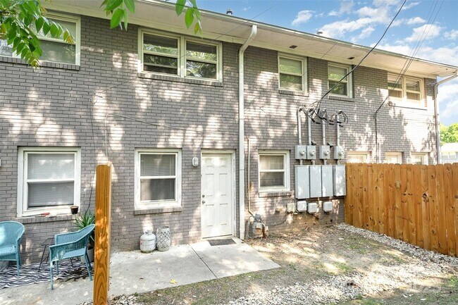 Building Photo - 1512 Seigle Ave