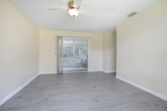 Building Photo - 3174 Grand Ave