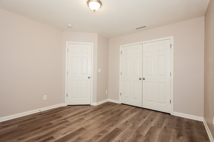 Building Photo - 4316 Houldsworth Dr