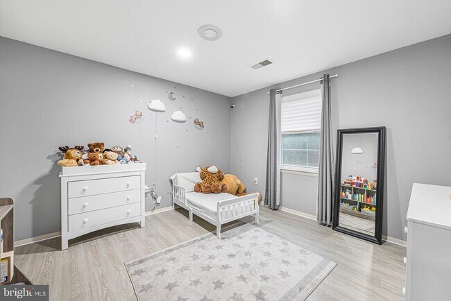 Building Photo - 25921 Largo Ct