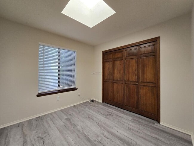 Building Photo - 2805 Vereda de Pueblo