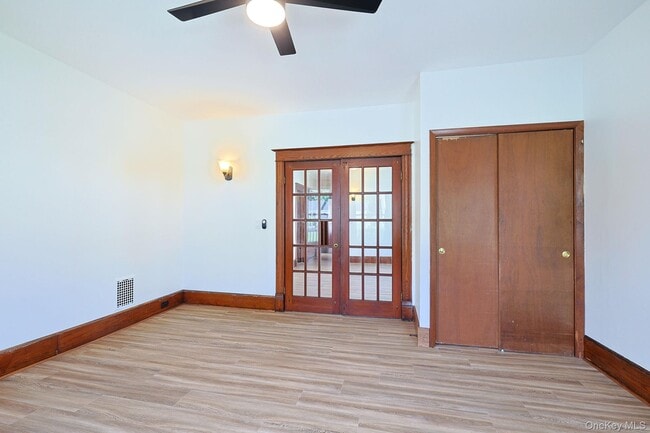 Building Photo - 34 Lagrange Ave