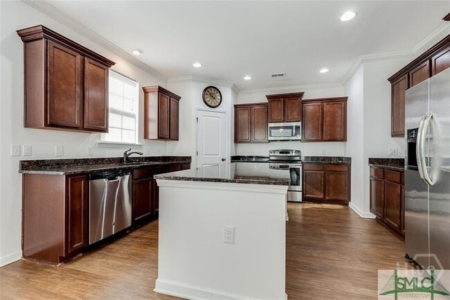 Building Photo - 132 Winslow Cir