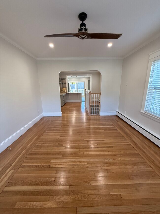 Building Photo - 34 Zella St