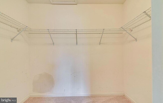 Building Photo - 11485 Carriage Gate Ct