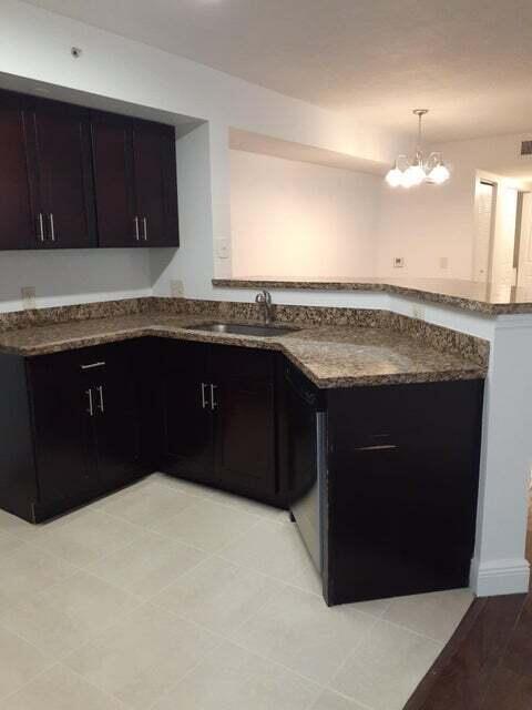 Building Photo - 4151 San Marino Blvd