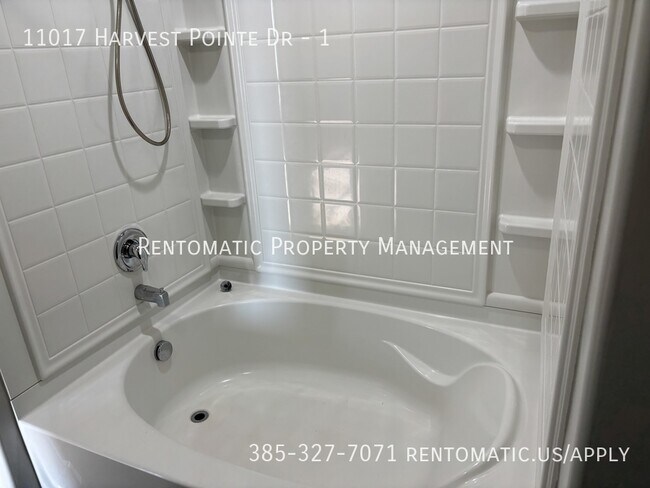 Building Photo - 11017 Harvest Pointe Dr