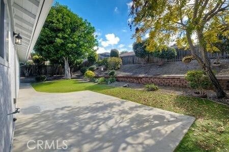 Building Photo - 4691 Lofty Grove Dr
