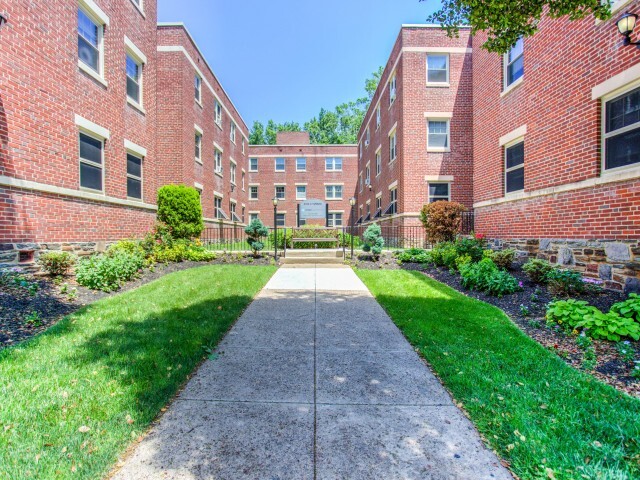 Building Photo - Campus Apartments