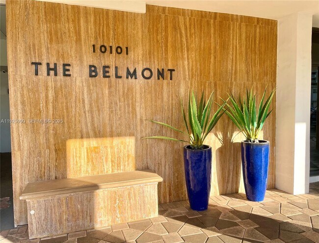 Building Photo - 10101 E Bay Harbor Dr