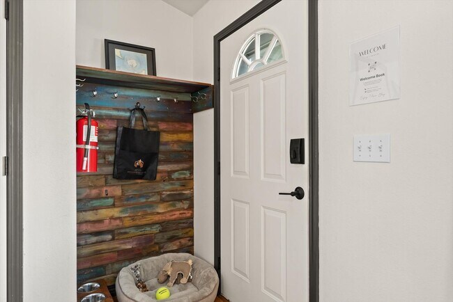 Building Photo - Glacier Chalet – Cozy Columbia Falls Retreat Near Glacier National Park