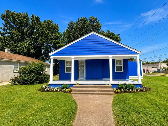 Building Photo - 691 Harrell St