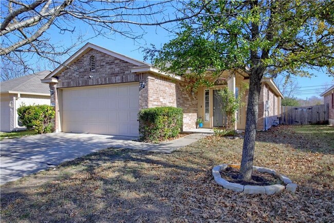 Building Photo - Very clean well maintained one-story home.