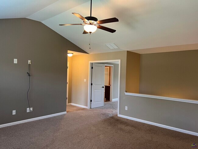 Building Photo - 104 Jared Court