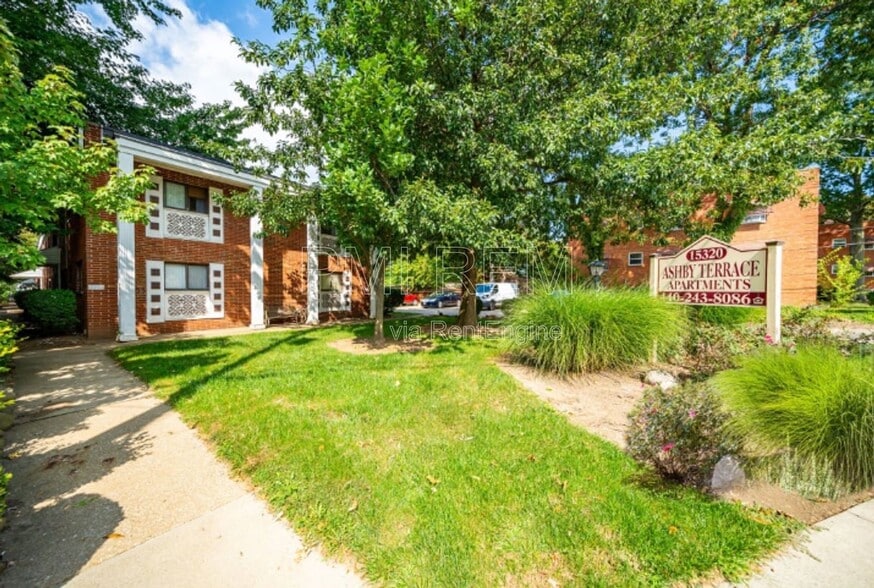 Interior Photo - Ashby Terrace