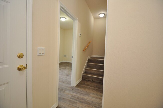 Building Photo - 2 STORY-3/3/1 DUPLEX