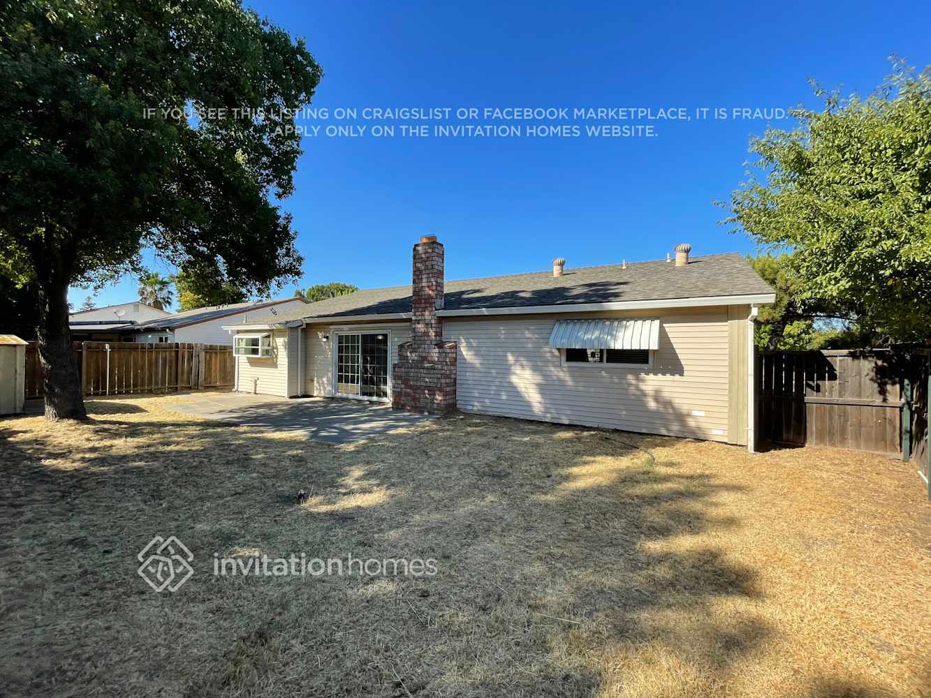 Building Photo - 7401 Blackthorne Way