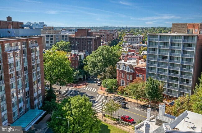 Building Photo - 1301 20th St NW