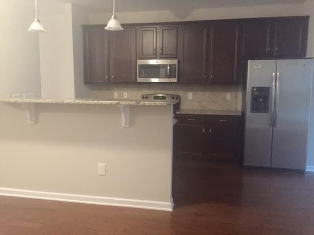 Building Photo - 210 Watchmen Ln