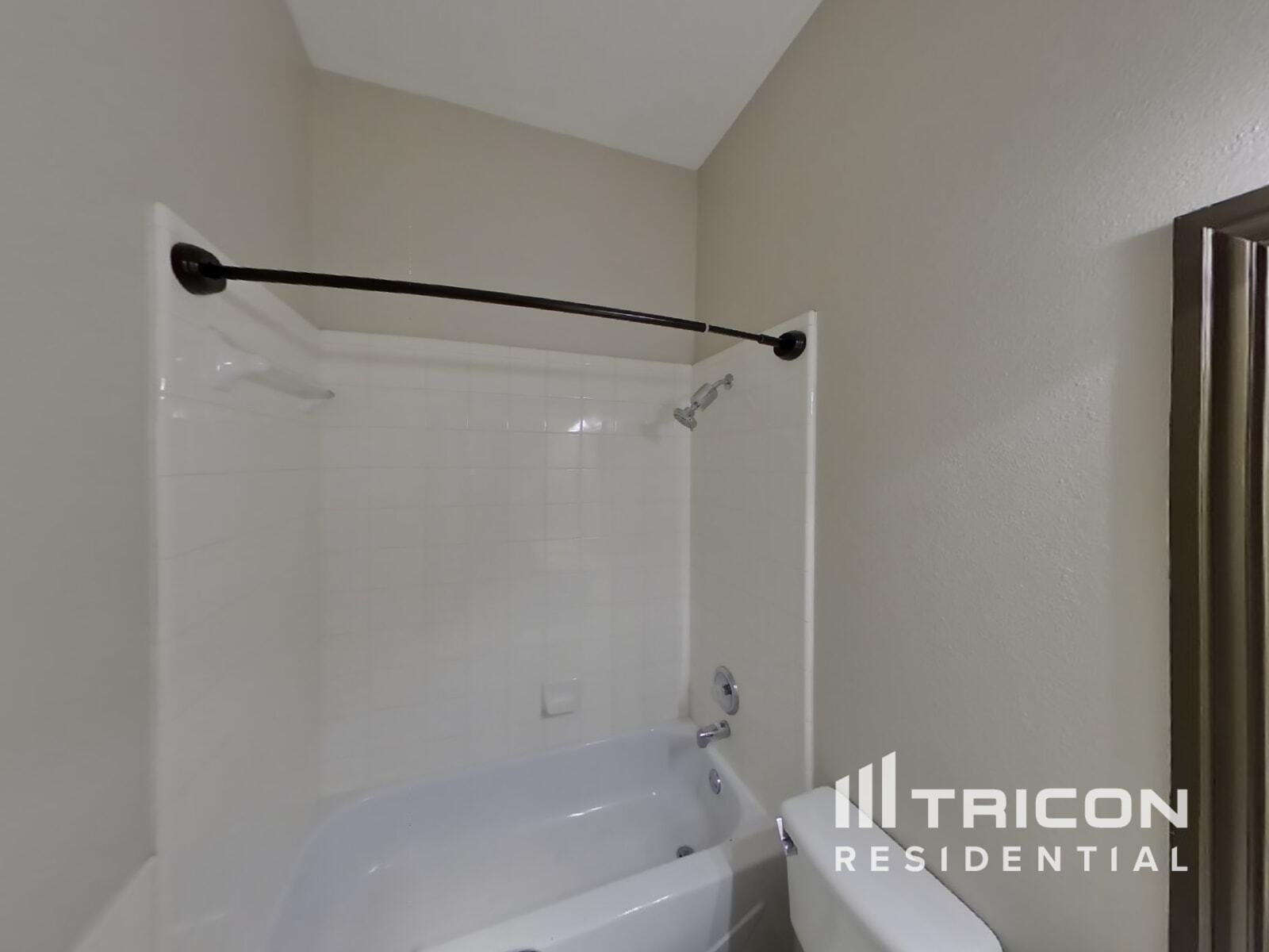 Building Photo - 2020 Hillcroft Dr
