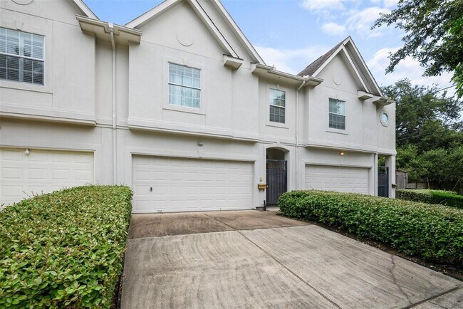 Building Photo - 6714 Montclair Dr