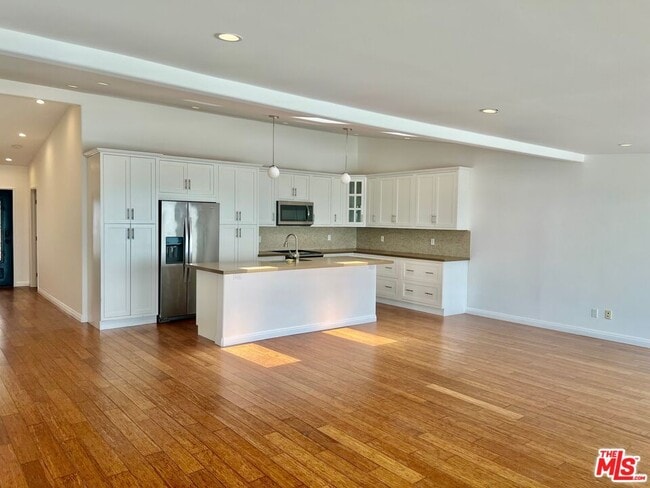 Building Photo - 25164 Malibu Rd
